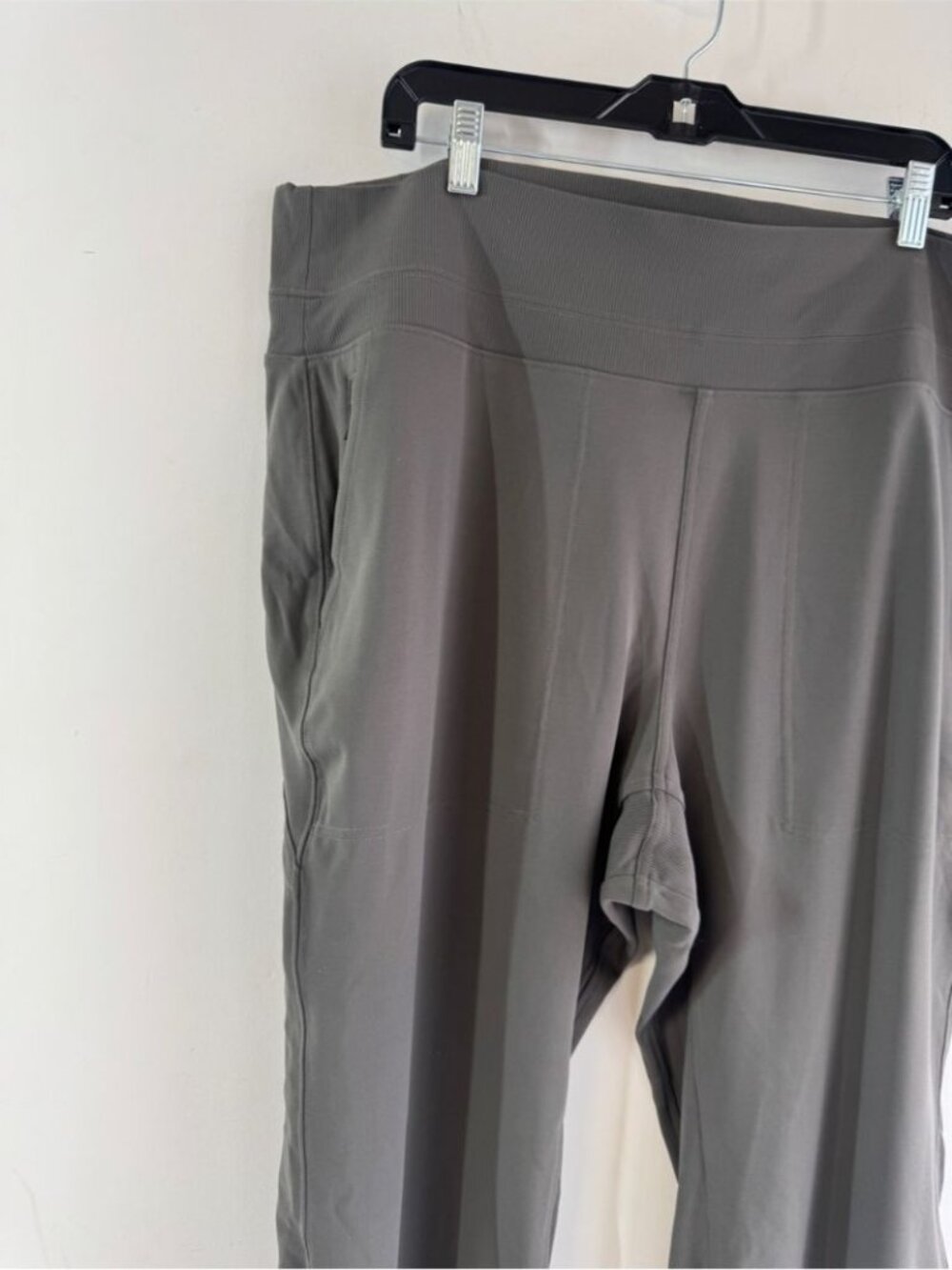 Athleta Brooklyn Jogger Pants 2X Athleisure Travel Minimalist Cozy Comy Gym - Picture 4 of 15